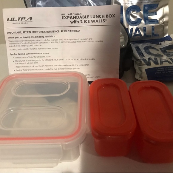 Ultra Arctic zone original expandable lunch box. New with tag. - Picture 2 of 12